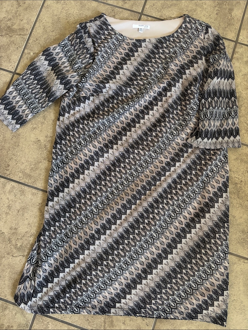 Studio One New York Neutral Tone Lace Dress with Built in Slip 18W
